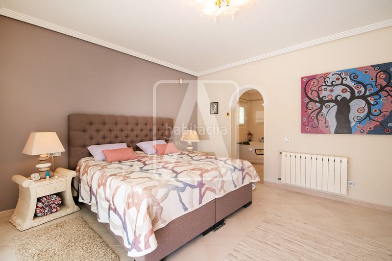 Foto 82602bce-2836-4855-8bfd-2b43f2f21753. Chalet en Cometa Calp