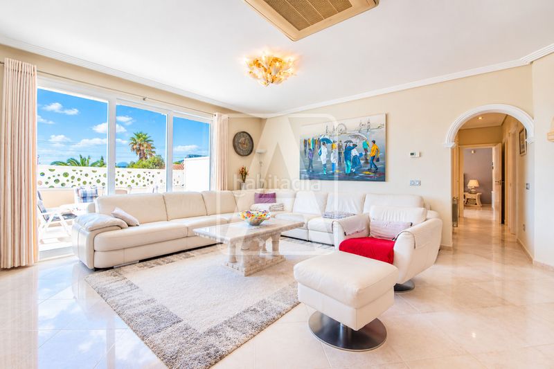 Foto c226573d-1e79-4c96-bb2c-cf6f7052d400. Chalet en Cometa Calp
