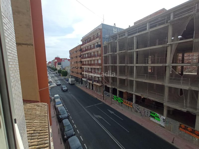 Foto 7296eef5-493e-4f89-ae57-bb9c717f378e. Edifici a Alfafar