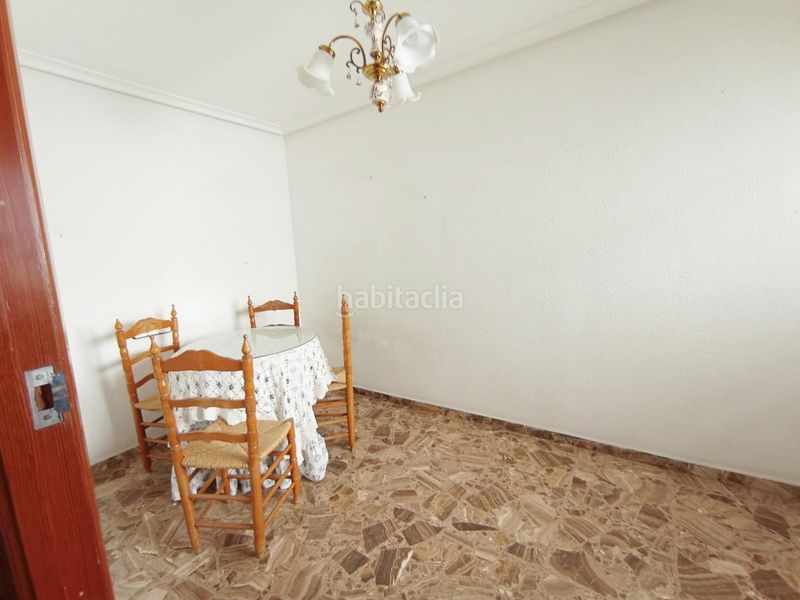Foto ba08ecd8-c1ed-4336-8391-53a8dcc23c4c. Pis a Picanya