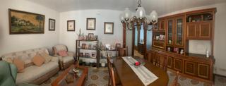 Etagenwohnung in Nou Eixample Sud. Centrico