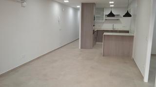 Etagenwohnung  Carrer de pere martell. Centrico