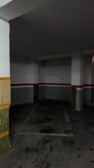 Aparcament cotxe a Avinguda catalunya 32. Centrico