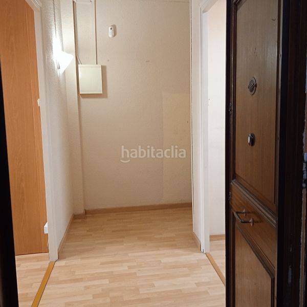 Foto c3a11b85-e72a-4f53-bfd6-f353cc122551. Büro in Eixample Tarragona