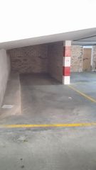 Parking coche  Carrer de sant miquel 14. Aparcamiento doble