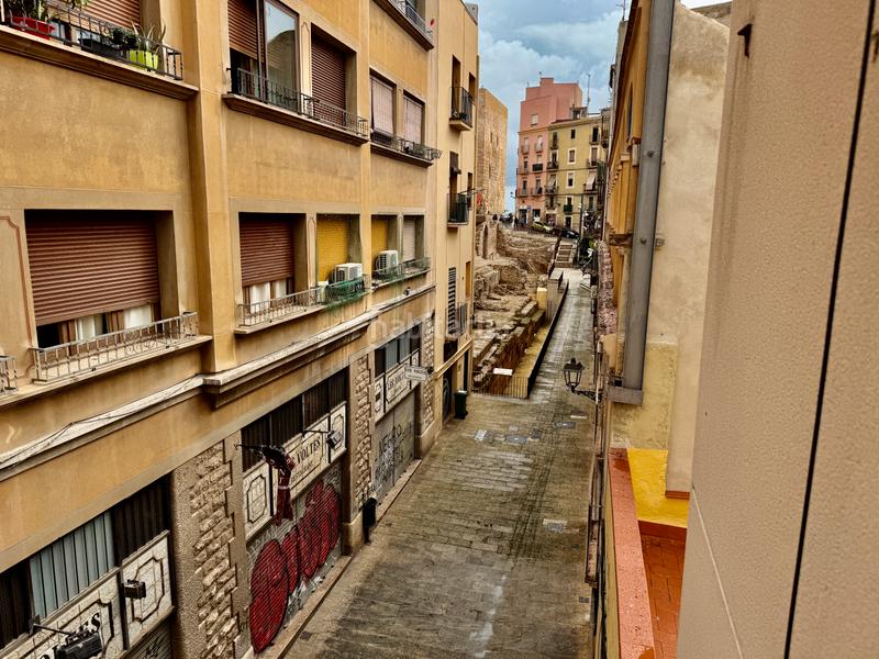 Foto 9ae41044-adf1-47e5-a3cc-236704b9554e. Piso a pocos metros del circo romano en Part Alta Tarragona