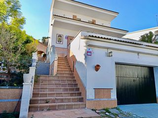 Chalet  Avinguda de creixell. Vivienda unifamiliar a reformar