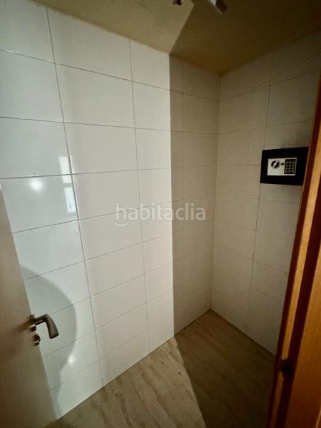 Foto ac06ae65-f05d-408b-a101-d5beb1134e1a. Geschäftsraum in Llevant Reus