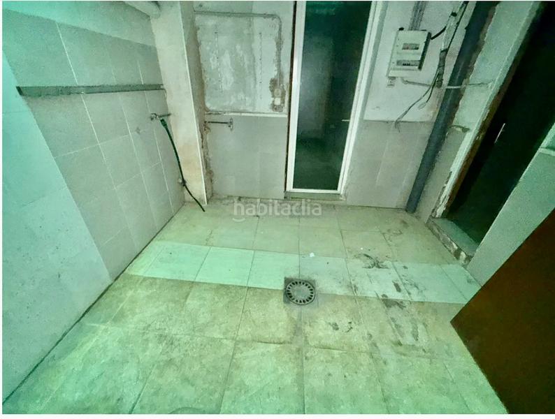 Foto 3391e651-9f7d-4940-8003-6cd372982b20. Locale commerciale in Centre Torredembarra