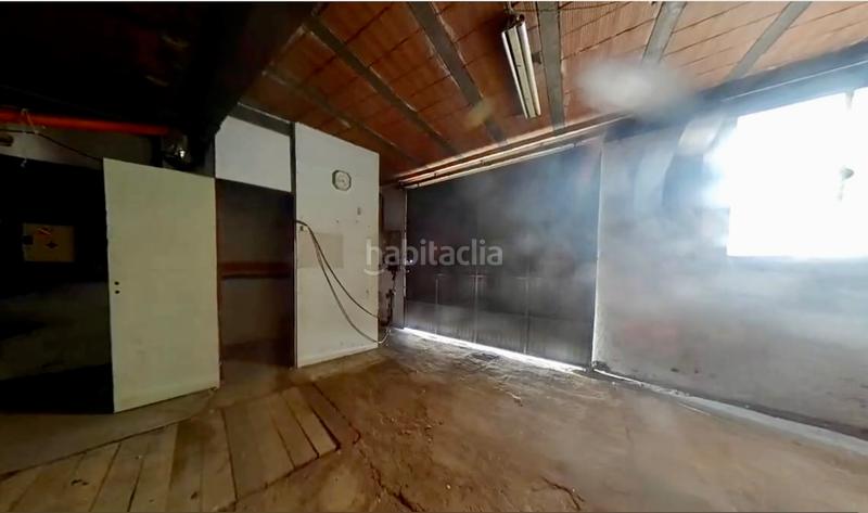 Foto 81bee332-2d34-4592-b3b4-3d28032d3aad. Locale commerciale in Centre Torredembarra