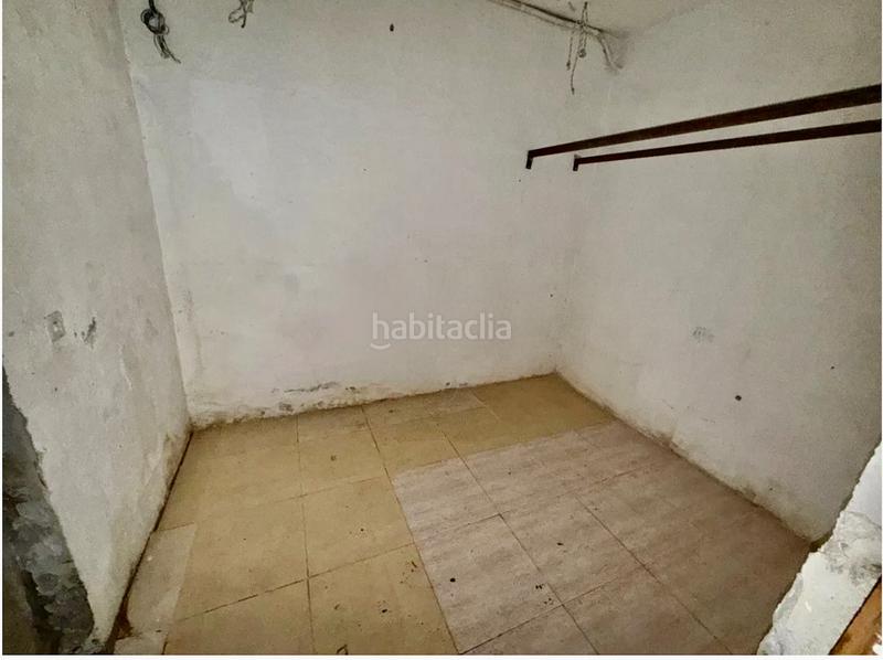 Foto bdeb233b-fa19-492b-9184-0fe2cdc70efd. Locale commerciale in Centre Torredembarra