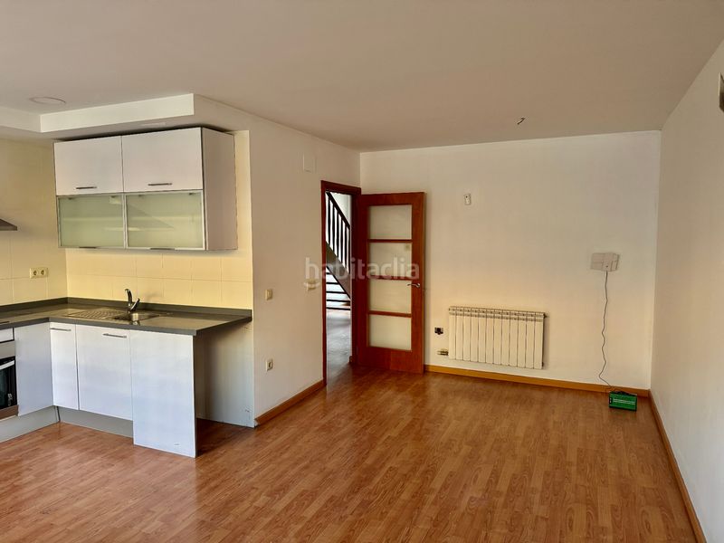 Foto 36f5331c-20ef-4297-9d52-e2e29072c46c. Casa adossada amb aparcament a Migjorn Reus