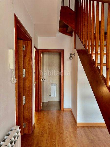 Foto e04caaad-9f4c-451d-b08f-cf39b90eebf0. Casa adossada amb aparcament a Migjorn Reus