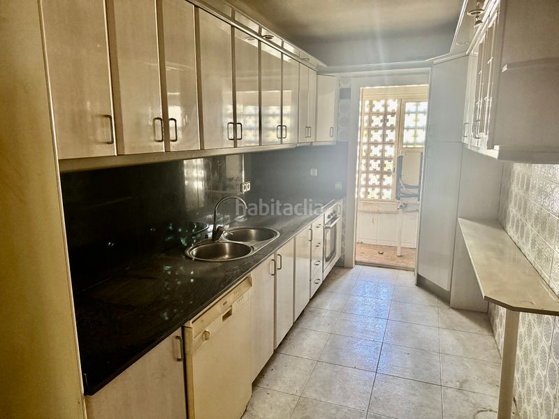 Foto fabc0143-78f2-4d68-9de1-e95153259d6b. Pis a avinguda dels països catalans 111 a Ponent Reus