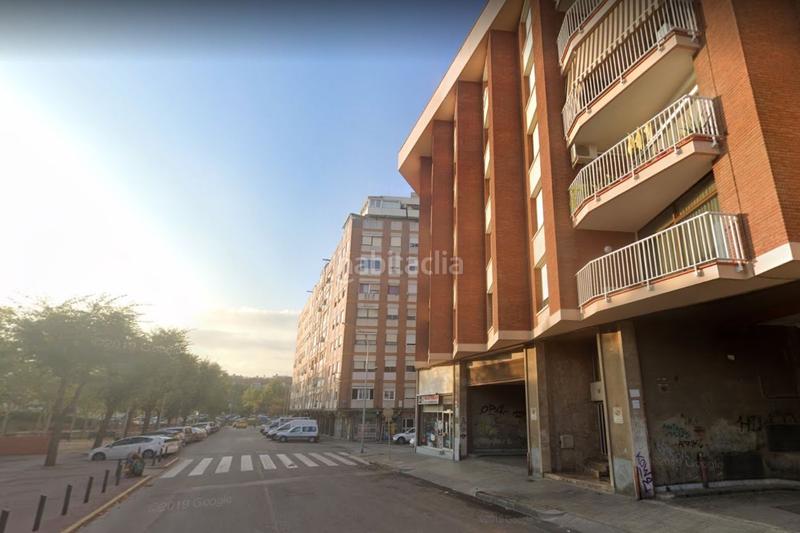 Foto eb410520-c1ac-4f31-a6aa-cf6e687865e1. Lloguer aparcament cotxe a carrer de francesc adell i ferré 12 a Cornellà de Llobregat