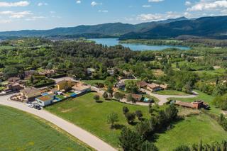 Terreny residencial a Porqueres. Parcel.les de diferents mides
