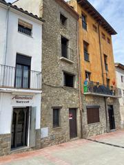 Masia  Carrer de can cal. Casa per reformar