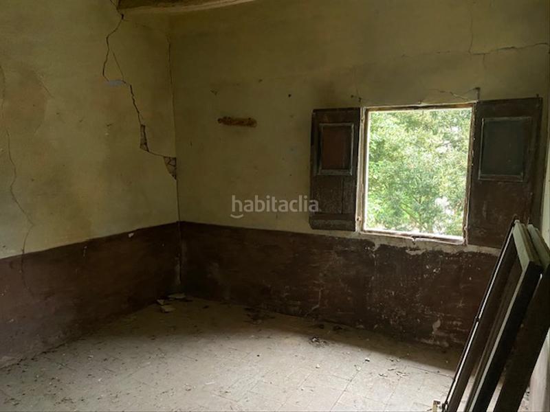 Foto 8bb15751-6899-4704-b700-b22533439992. Masia a carrer travessia ciutadella 11 a Tortellà