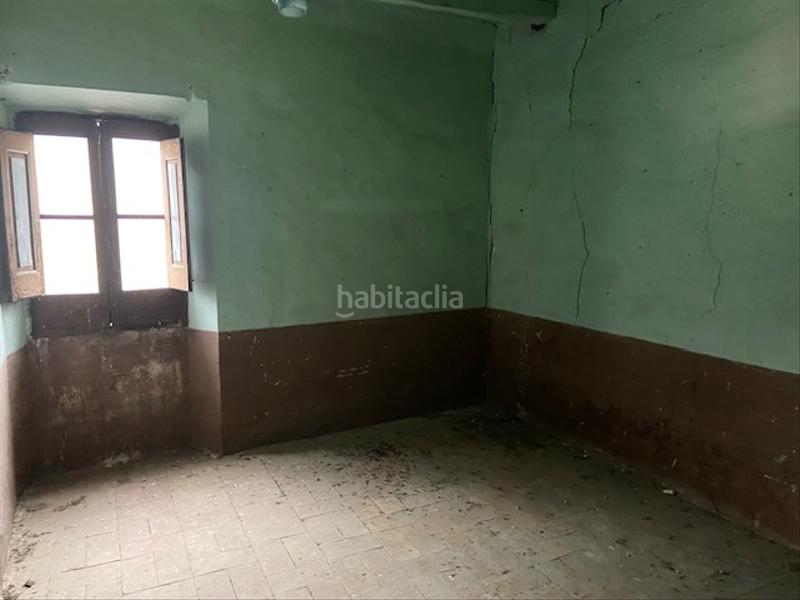 Foto bf7fc47b-77ae-44f7-b06a-93011b04e20b. Masia a carrer travessia ciutadella 11 a Tortellà