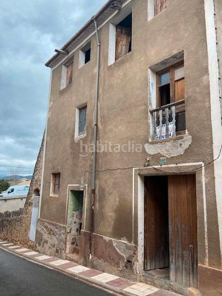 Foto c9d37138-6631-44b5-aafb-68482d8f499d. Masia a carrer travessia ciutadella 11 a Tortellà