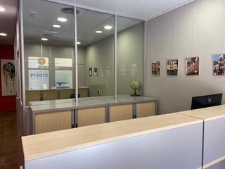 Location Bureau à Carrer de mossèn jacint verdaguer 31. Oficina al centre de banyoles