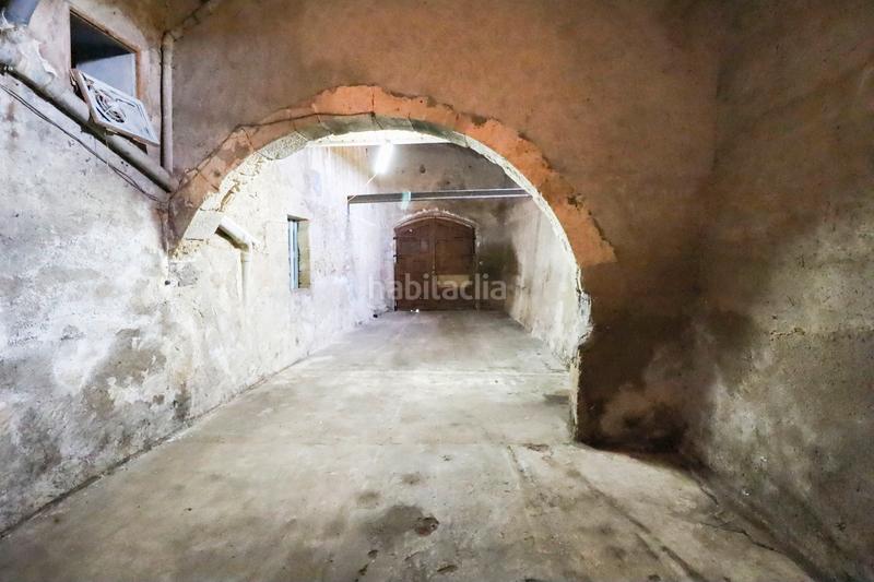 Foto 07c33ba1-0a8d-4cb7-a6ca-ee7500c69a76. Masía masia per restaurar amb 45.000 m2 de camps en Pontós