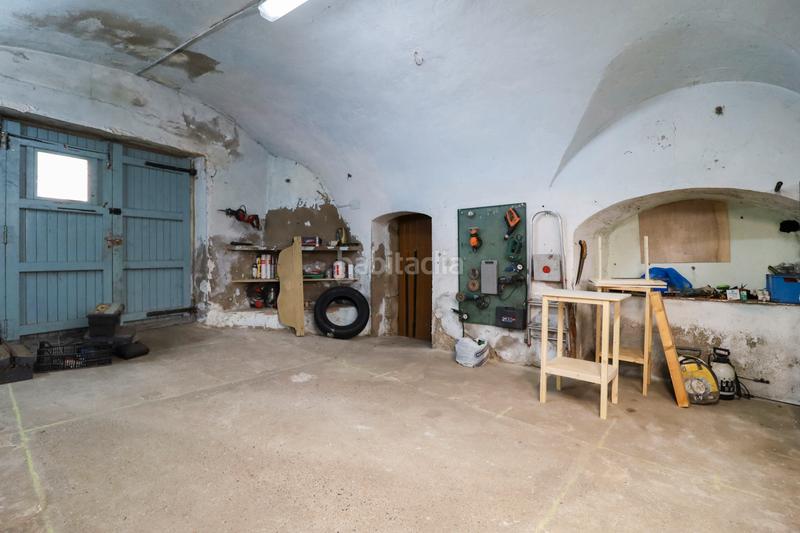 Foto 10d4f4db-3546-4210-8914-2ae45a122906. Masía masia per restaurar amb 45.000 m2 de camps en Pontós