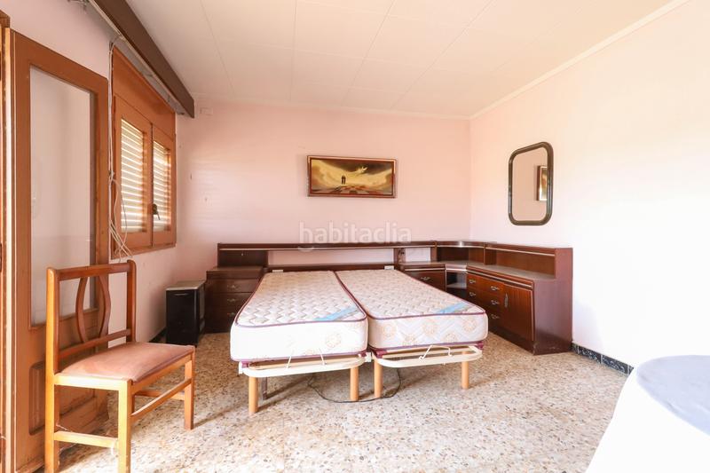 Foto e08ad9cb-c09a-4213-8881-27a0057c8d94. Masía masia per restaurar amb 45.000 m2 de camps en Pontós