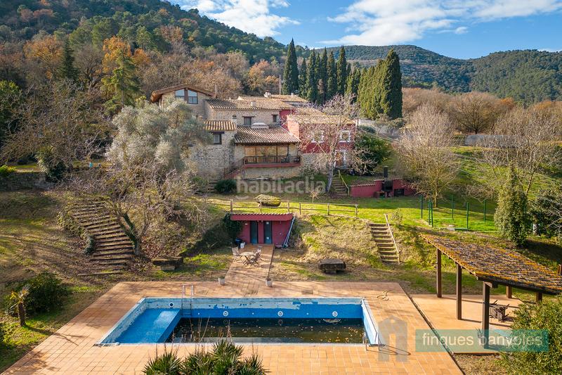 Foto 3f48a896-2209-49ba-9c59-65aae7ca2637. Bauernhof mit kamin heizung parking pool in Camós