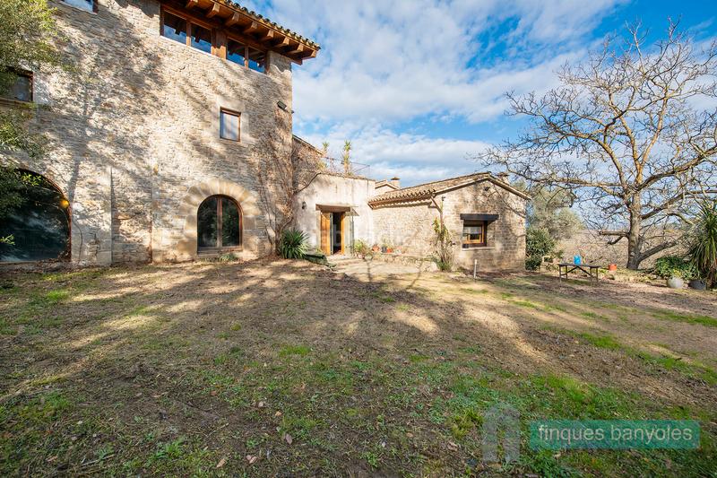 Foto 5c04928e-25f0-499c-bd19-dbdf888c13bf. Bauernhof mit kamin heizung parking pool in Camós