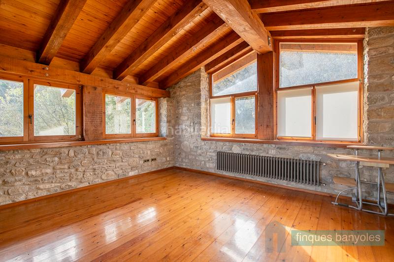 Foto ac12146a-9db5-4369-8535-379559af4d81. Bauernhof mit kamin heizung parking pool in Camós