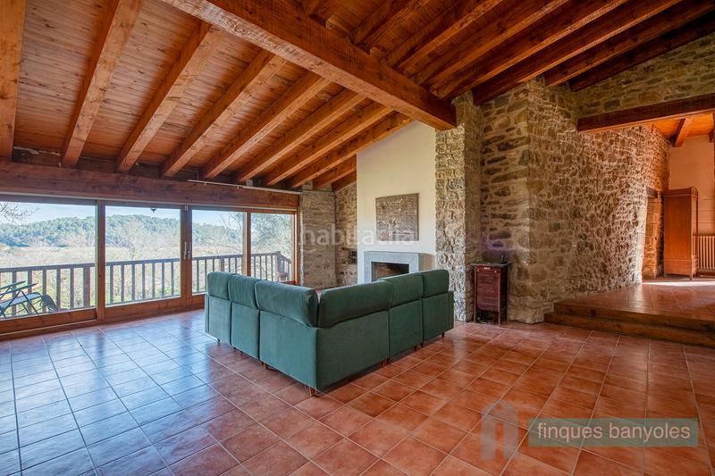 Foto e392664e-48f7-4927-91cb-0eea8f154637. Bauernhof mit kamin heizung parking pool in Camós