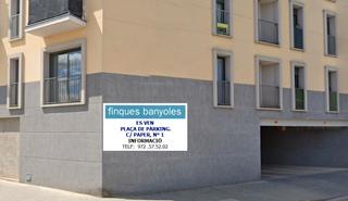 Aparcament cotxe a Carrer del paper 1