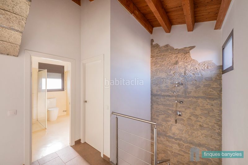Foto 598d2ba9-9824-4bb8-a1cc-08ca4c520866. Casa adossada amb calefacció piscina a Porqueres