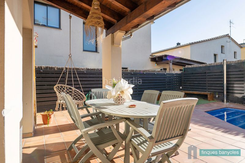 Foto c56e4f4b-f239-488a-b218-31910256a33b. Casa adossada amb calefacció piscina a Porqueres