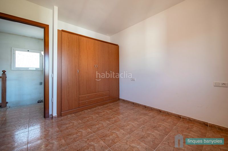 Foto ebc87182-9c3d-4e6d-8e63-7fba4371d0c6. Xalet amb aparcament a Fontcoberta