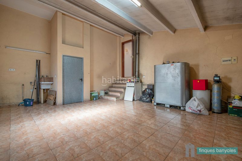 Foto f3aefb9a-55fe-4b5a-9cd5-07fa8e13deaa. Xalet amb aparcament a Fontcoberta