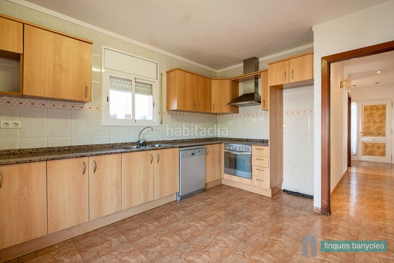 Foto ff5ee886-71f7-4fee-b3b9-a3bf28c5634b. Xalet amb aparcament a Fontcoberta