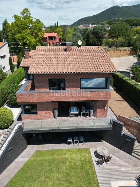 Foto 6b780abb-4bbd-4cb7-bb61-7f77ad34c779. Chalet exclusiva e impecable vivienda con gran piscina en Garriga (La)