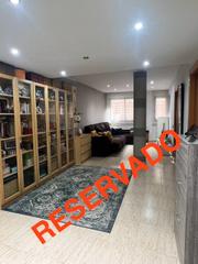 Ground floor in Carrer Joan Coll 14