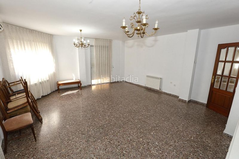 Foto 1182f562-d482-452e-86c8-315393cd421a. Casa adossada a Alcanar