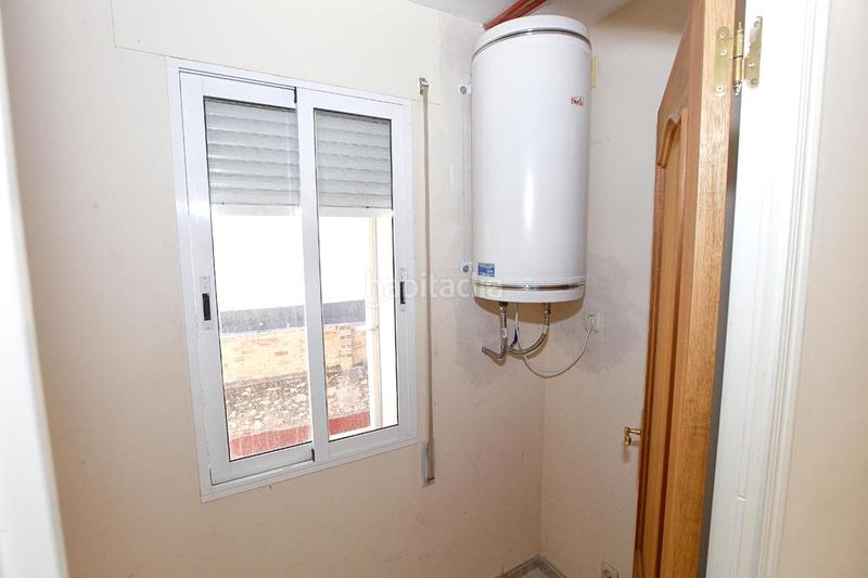 Foto 7a9592bd-5e27-4274-ae9d-0e00e58d34b6. Édifice dans Centre La Ràpita