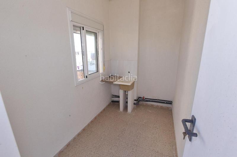 Foto f5090266-ee09-4dde-9d34-aa7ecde615d3. Édifice dans Centre La Ràpita