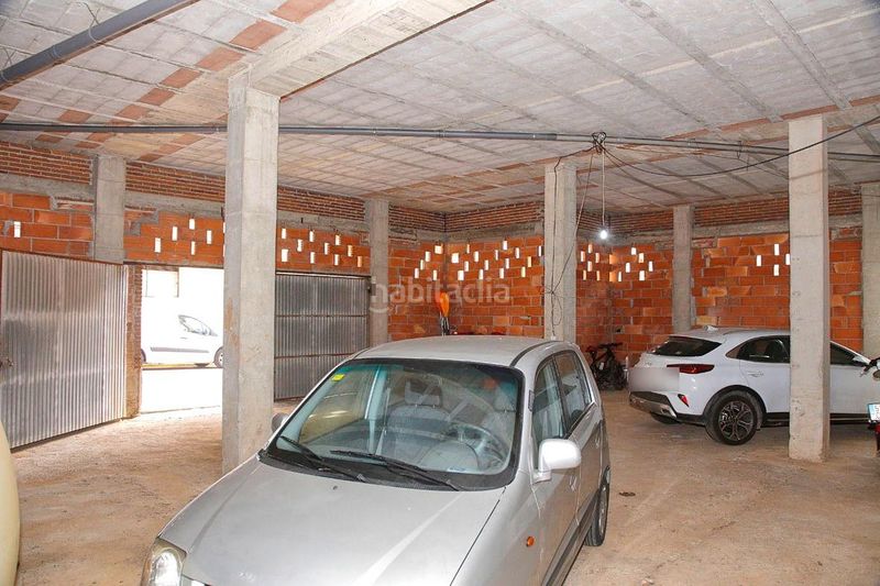 Foto aa8dacf1-f0c6-429d-bd5c-b8d0fb53bd37. Local comercial a Alcanar