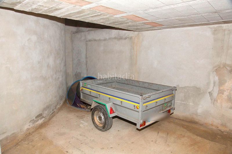 Foto c850a6cc-8eab-4a9c-b477-2ccf2901d556. Local comercial a Alcanar