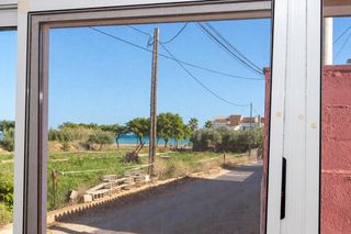 Chalet en Alcanar. Planta baja a 100 metros del mar