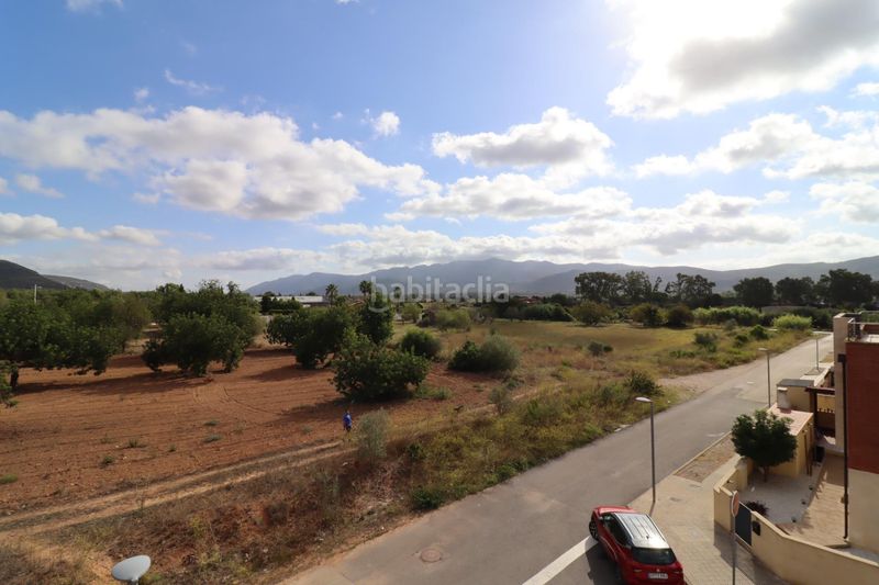 Foto 0732f87e-a3f1-4efd-b522-56be87f0732e. Casa pareada casas apareadas en zona alta en Ulldecona