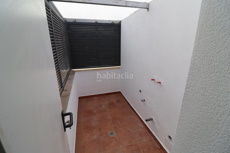 Foto 0e27c7be-8758-45d1-8d9a-61dbb69d2684. Casa aparellada amb aparcament piscina a Ulldecona