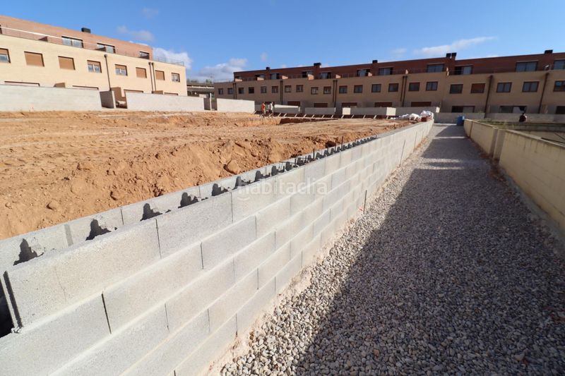 Foto 1c83ceb8-4826-4b97-bd33-da1113c35746. Casa pareada casas apareadas en zona alta en Ulldecona