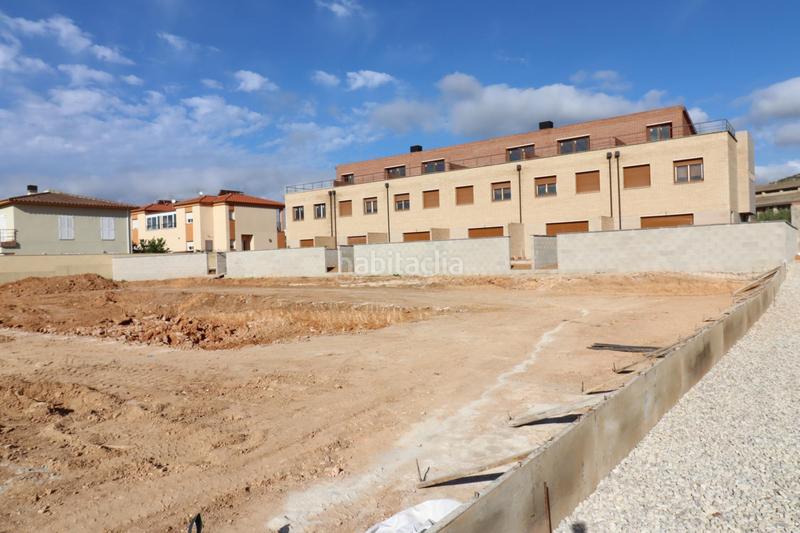 Foto 42dfc3f3-51ec-4b9f-903e-5623dc5f2e5d. Casa aparellada amb aparcament piscina a Ulldecona